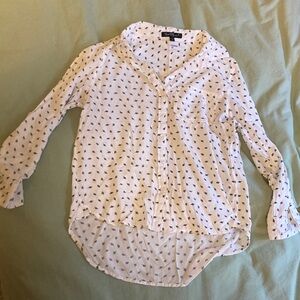 Black and white feather design button up